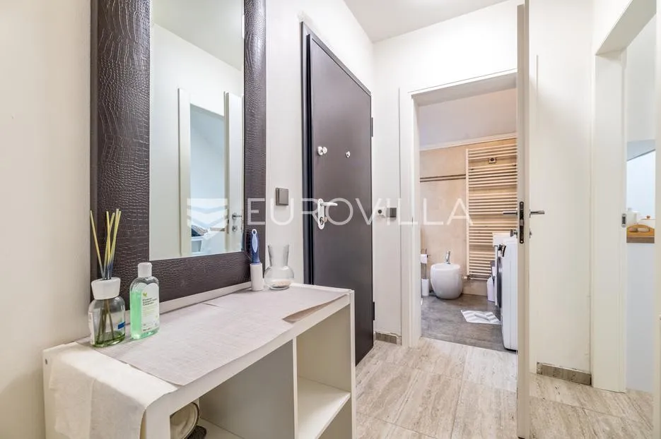 trešnjevka, novouređen dvosoban stan 68 m² - slika 5