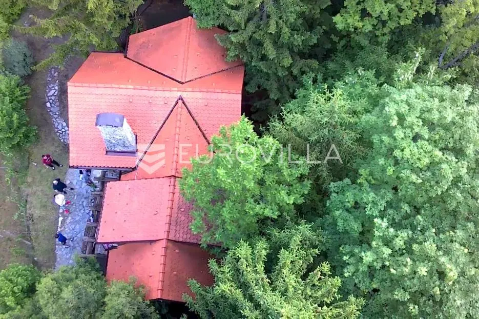 samobor, prekrasna obiteljska vikendica 152 m² na zemljištu 1.565 m² - slika 35