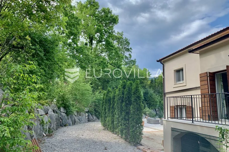brseč - predivna luksuzna vila s bazenom i panoramskim pogledom na more - slika 4