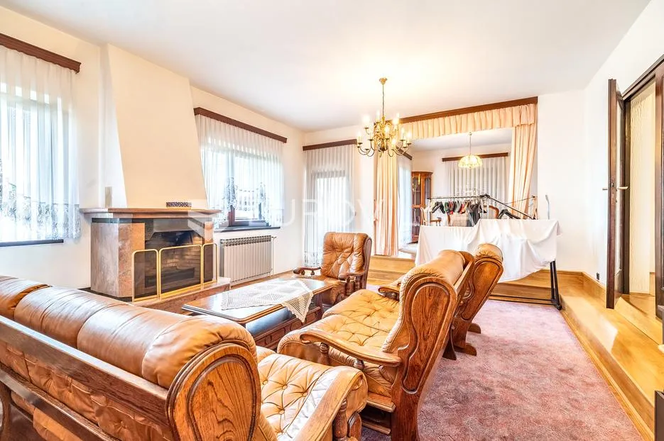 zagreb, lučko, odlična kuća 400 m² na zemljištu od 1740 m² - slika 18