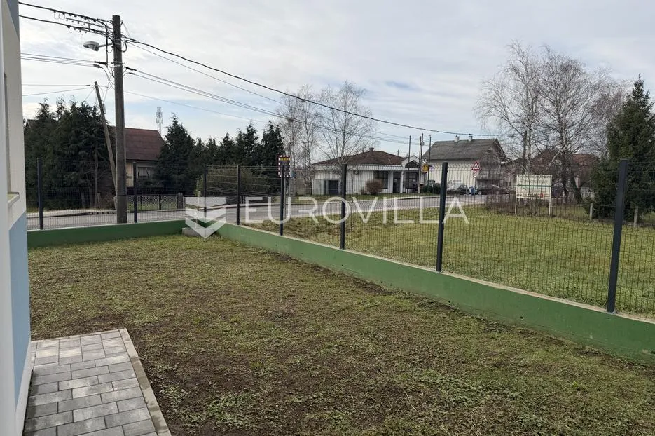 zagreb, brdovec, moderna peterosobna kuća u nizu, novogradnja - slika 8