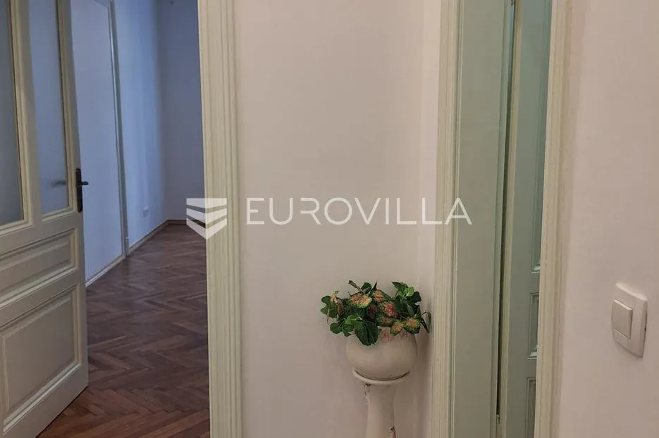rijeka, centar, trosoban stan 81,31 m² kompletno adaptiran i moderno uređen - slika 2