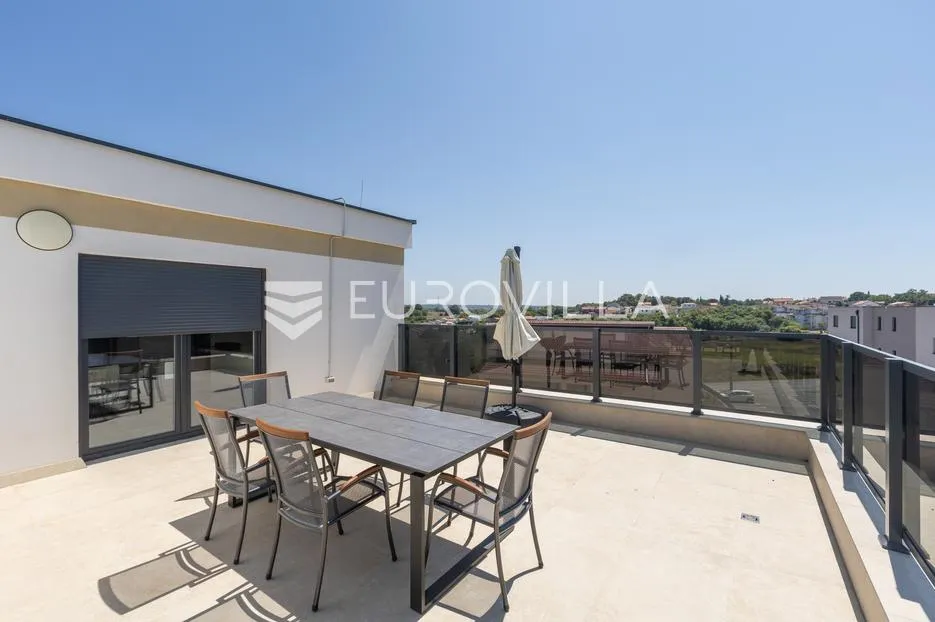 istra, tar, penthouse, tri spavaće sobe, lift, dva parkirna mjesta, novogradnja 191 m² - slika 33