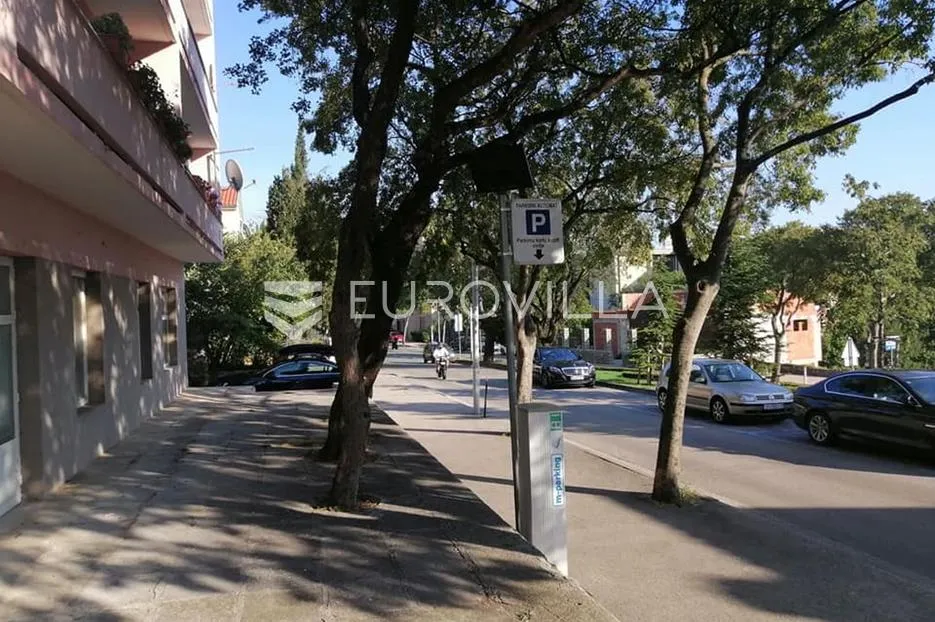 novi vinodolski, dvosoban stan 57 m², samo 150 m od mora, balkon, pogled - slika 14
