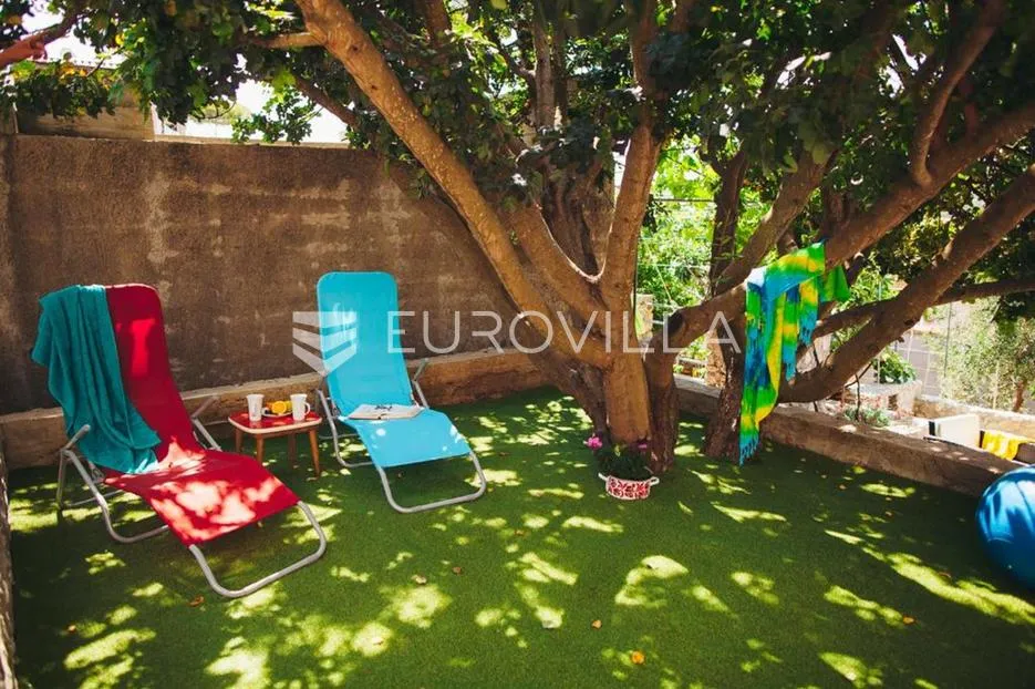 kaprije, prekrasna kuća s apartmanima, 180 m² - slika 38