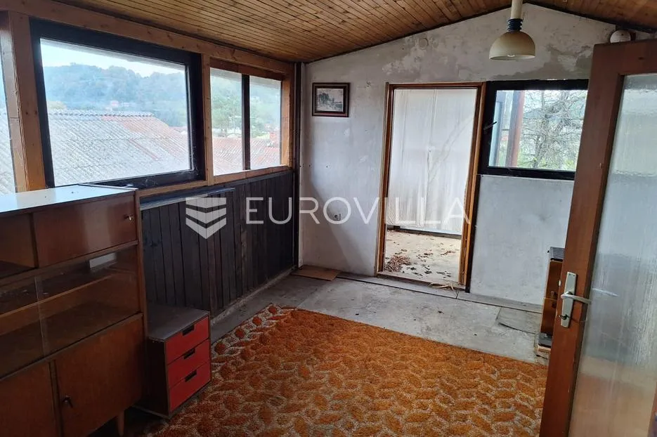 duga resa, centar, kuća 120 m², blizina svih sadržaja - slika 4