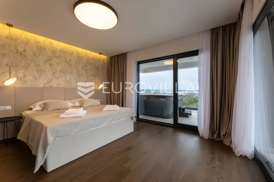 kaštel stari, luksuzna vila s bazenom i pogledom na more - slika 27