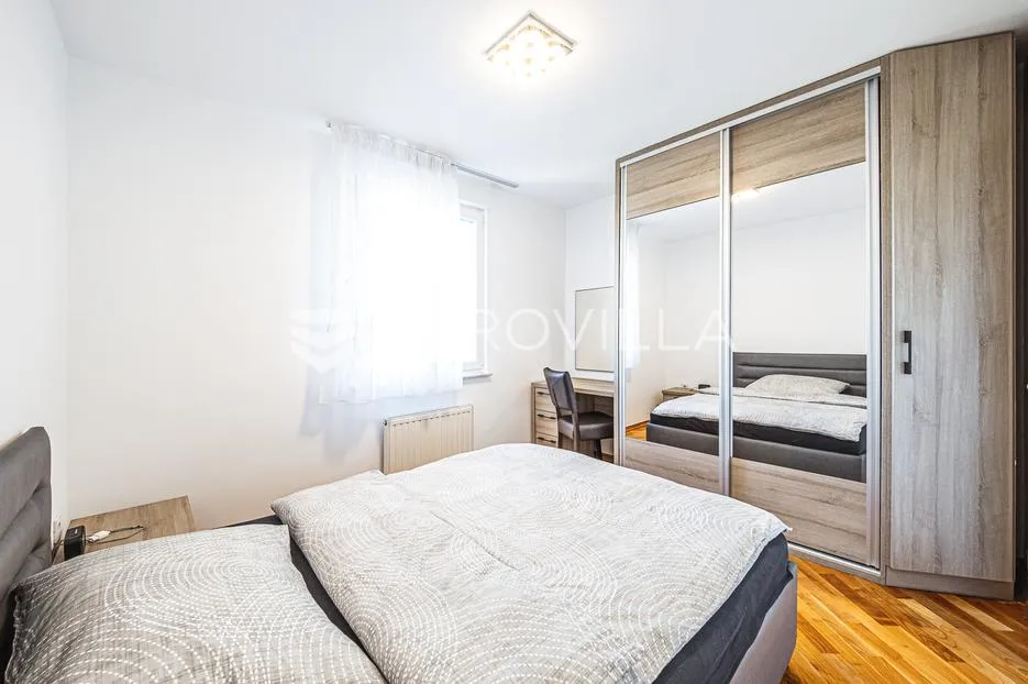 zagreb, črnomerec, prekrasan trosoban stan 64 m² - slika 9