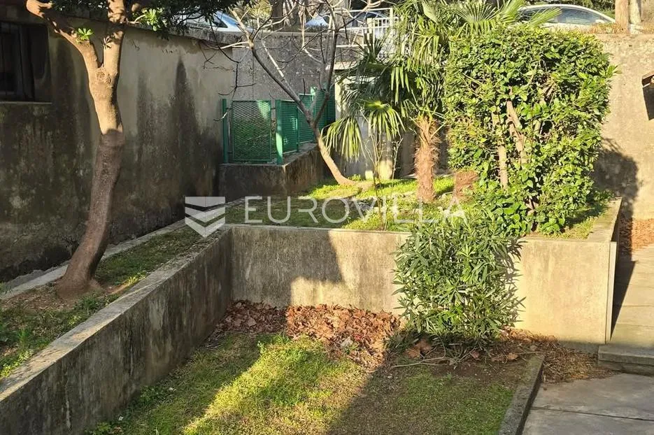 vojak, uređen stan 49,65 m², 2 balkona i spremištem, blizina kampusa - slika 11