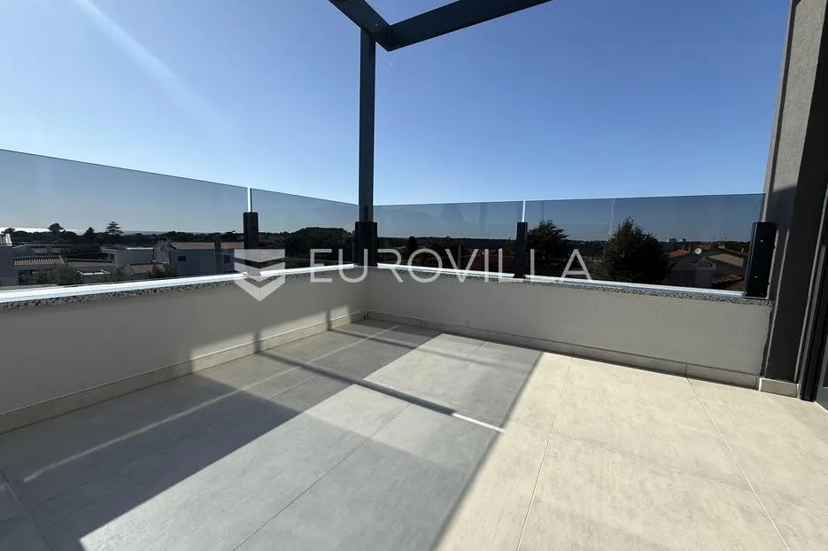 istra, banjole, trosobni osunčani stan u novogradnji s pogledom na more, 63.09 m², top lokacija - slika 4