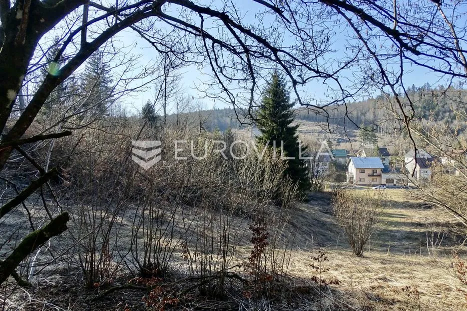 delnice, zemljište površine 7732 m² s 2200 m² građevinskog - slika 2