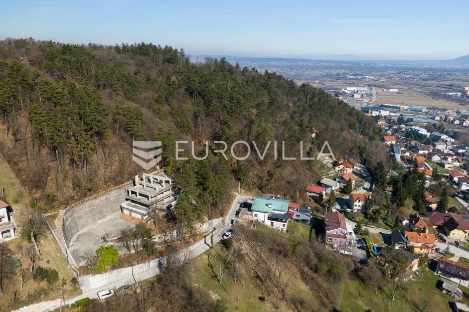 samobor, ekskluzivna nedovršena vila na tri etaže 742 m² na parceli 4000 m² - slika 7