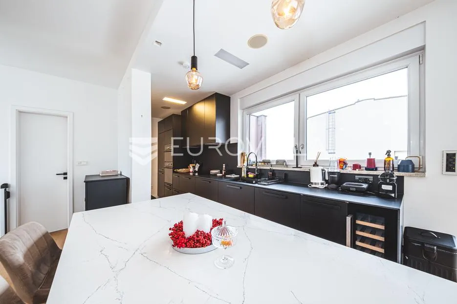 zagreb, maksimir, luksuzan četverosoban penthouse u novogradnji 130 m², parking - slika 6