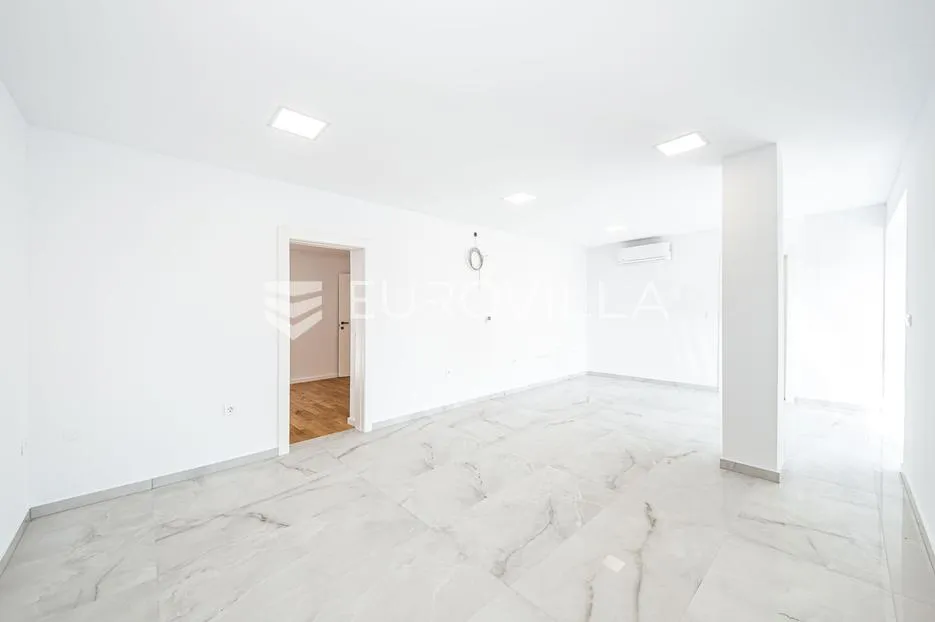 zaprešić, centar, četverosoban stan 160 m² s 4 parkirna mjesta, novogradnja - slika 15