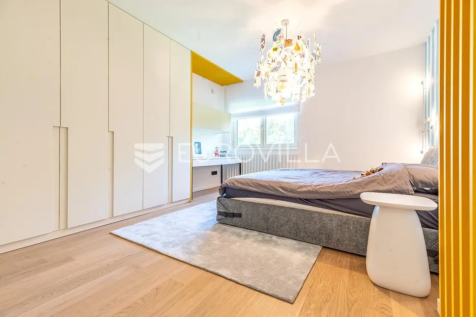 zagreb, srebrnjak, luksuzan trosoban stan 151,63 m², garaža parking - slika 11