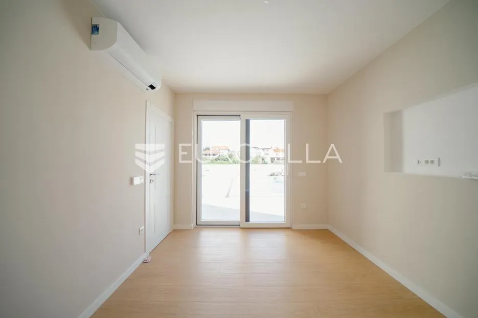 privlaka, sabunike, moderna osunčana vila s predivnim pogledom - slika 11