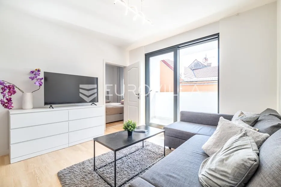 zagreb, sigečica, atraktivan dvosoban stan 42 m² + balkon – moderno uređen - slika 2
