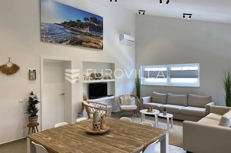 istra, premantura, kuća sa 3 luksuzna apartmana i pogledom na more, nkp 315 m2 - slika 39