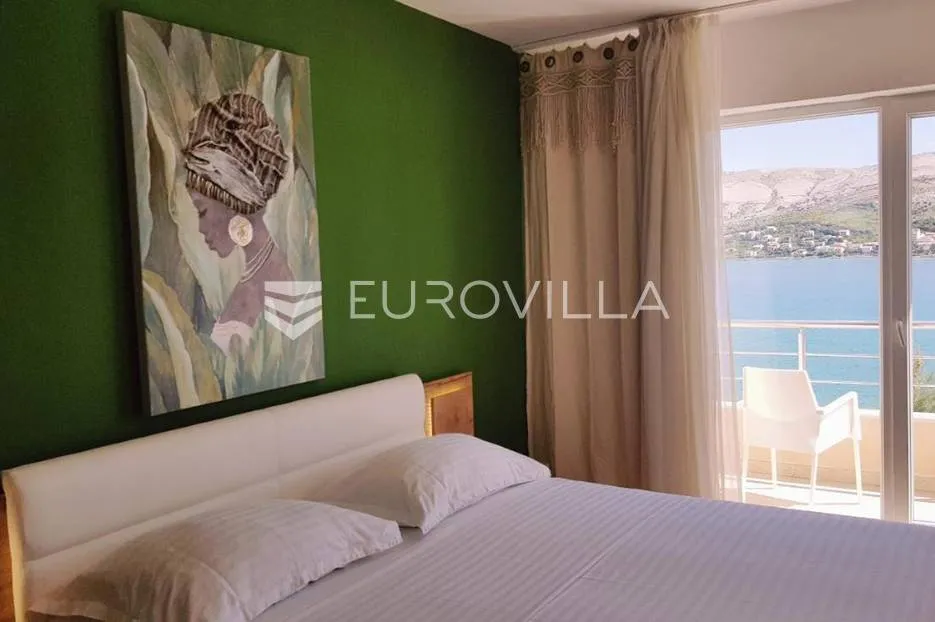 pag, moderan mini hotel s osam soba, apartmanom, restoranom i teretanom - slika 28