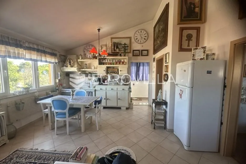 istra, ližnjan, šarmantan dvosobni stan nkp 48 m2 s pogledom more - slika 14