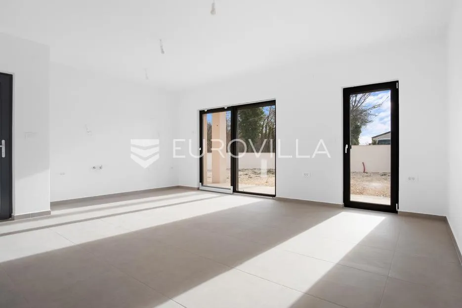 istra, svetvinčenat, cukrići, vila 155 m², terasa s ljetnom kuhinjom, bazen, 2 parkirna mjesta - slika 3