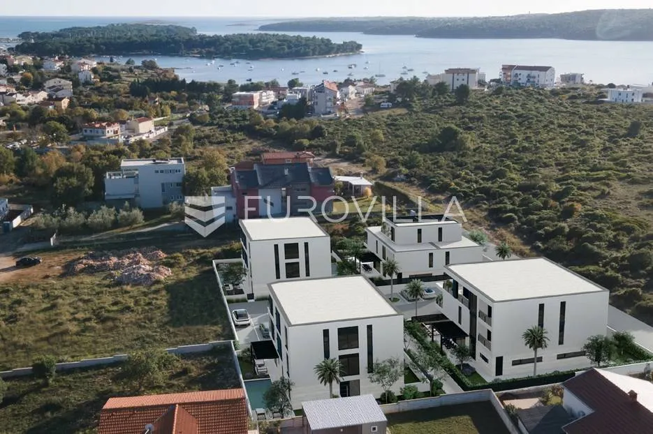 Istra, Medulin, odličan trosoban stan s POGLEDOM NA MORE, 62.73 m²