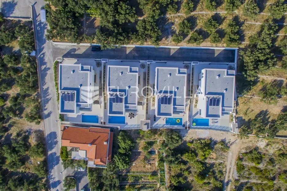 makarska, moderna vila s bazenom - slika 4