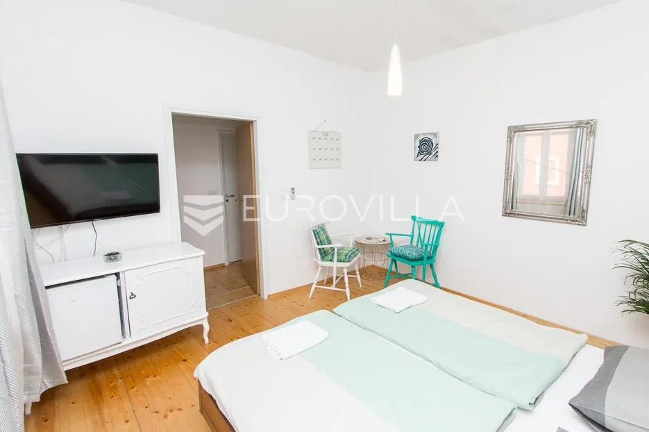 šibenik centar, apartmanska kuća, odlična investicija - slika 2