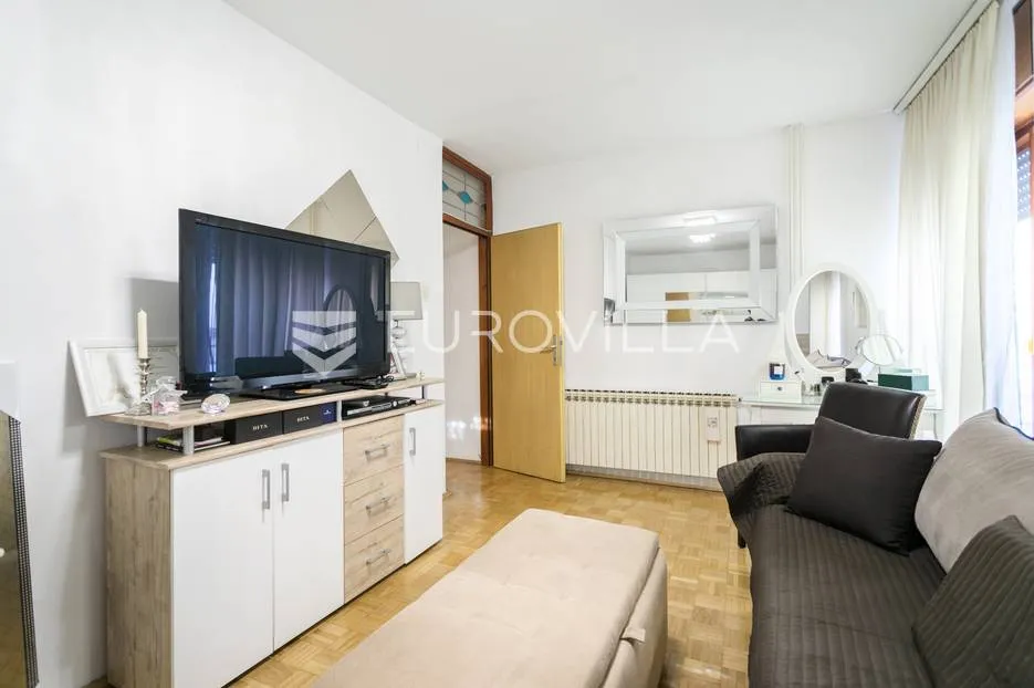 rudeš, peterosoban stan neto korisne površine od 136 m² - slika 11