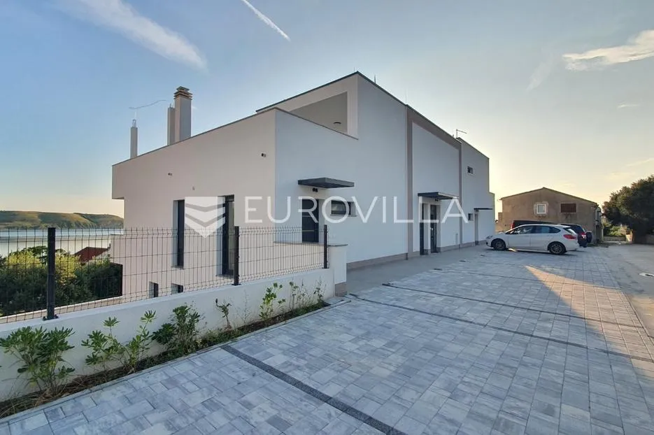zadar, rtina, trosoban stan u novogradnji, 100 m od mora, pogled, bazen - slika 4