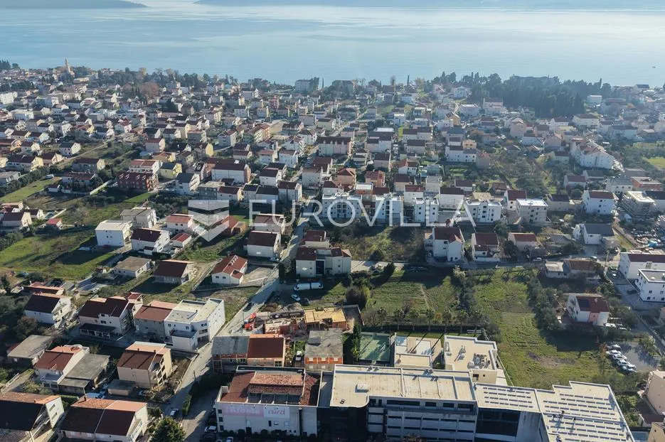 kaštel lukšić, trosoban penthouse s krovnom terasom i dva parkirna mjesta - slika 6