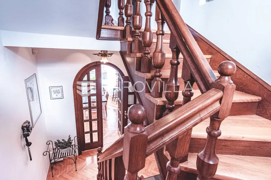 zagreb, gračani, velika obiteljska kuća s neto korisnom površinom od 381 m² - slika 12