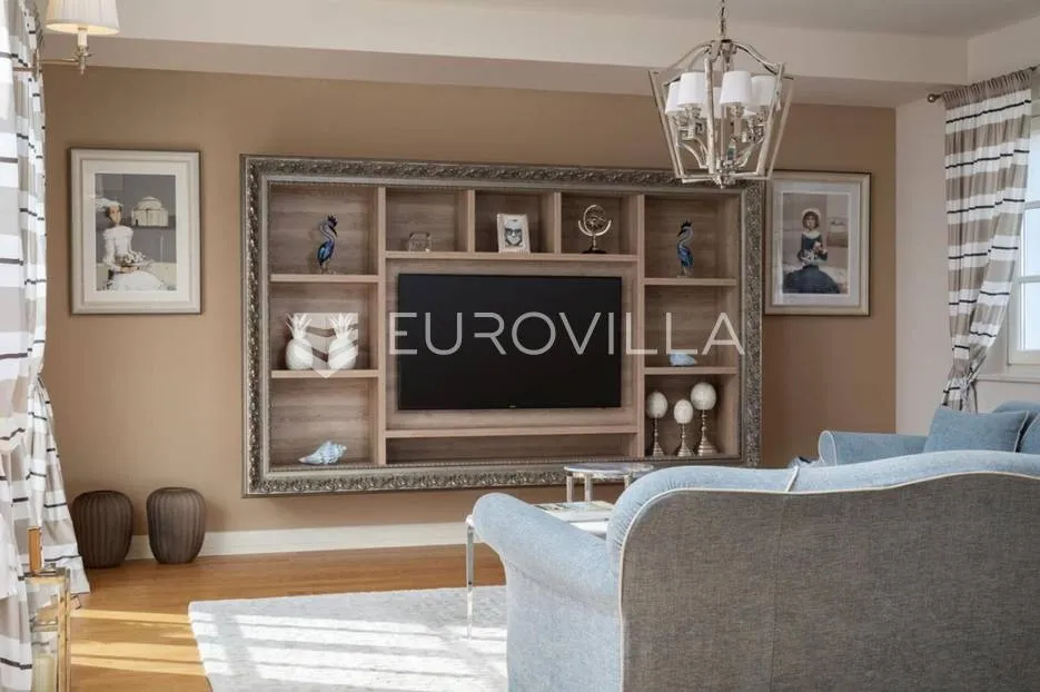 istra, vabriga, ekskluzivna, unikatna vila bezvremenske ljepote 338 m² - slika 13