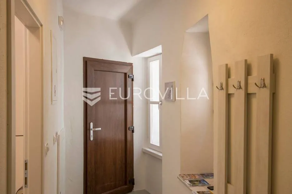 istra, rovinj, moderno renoviran stan s neto korisnom površinom od 49,05 m² u strogom centru - slika 16