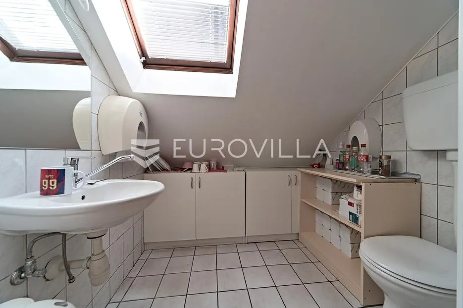 osijek, centar, prodaja, opremljeni poslovni prostor 154 m² - slika 14