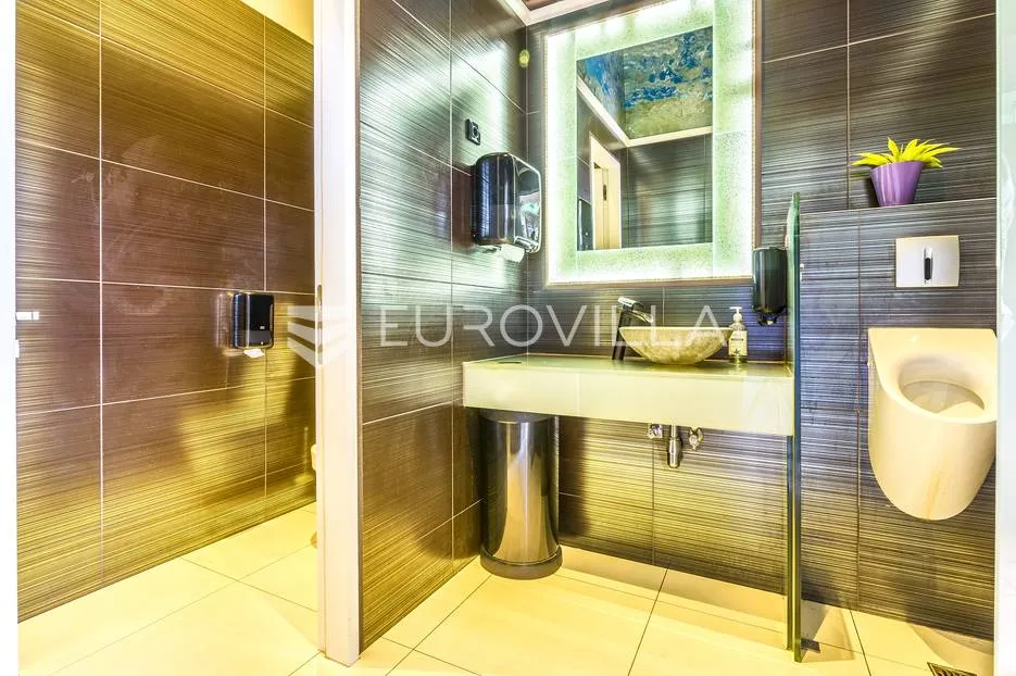vrbanićeva vmd ulični lokal neto 285 m² - slika 5
