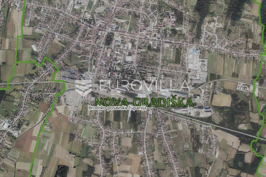 Nova Gradiška, Jug, građevinsko zemljište 5.398 m²