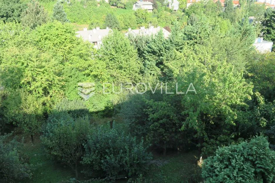 zagreb, zelenjak, obiteljska kuća 500m2 - slika 45