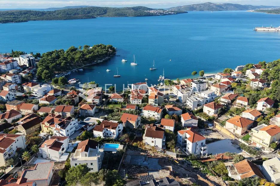 trogir, čiovo, dvosoban stan s balkonom i parkirnim mjestom - slika 7