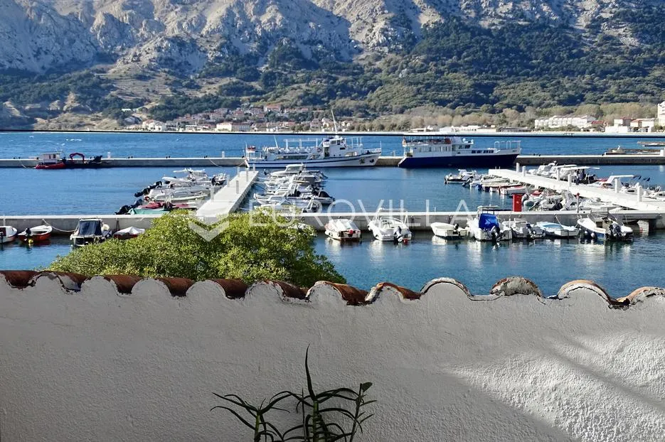 krk, baška, šarmantna "stara ljepotica" od 85 m² na rivi - slika 3