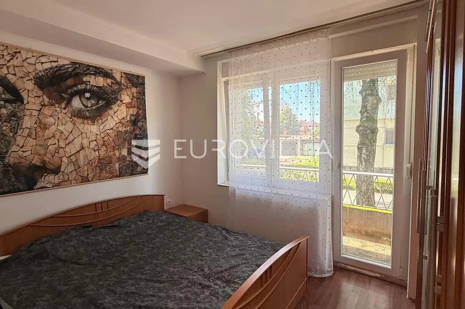 vinkovci, stan u centru 39 m², namješten, odmah useljiv - slika 7