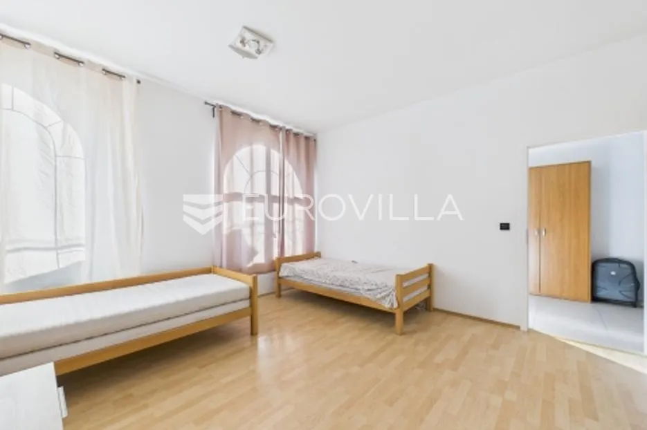 viškovo, sroki, uređen stan površine 54 m² s parkingom - slika 6