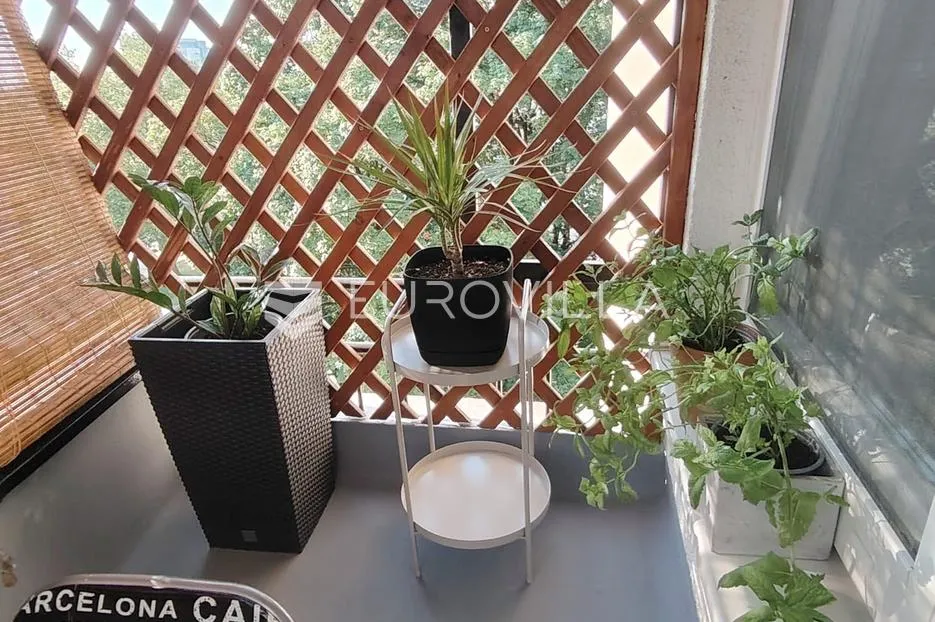 varaždin, centar trosoban stan površine 52,95 m² - slika 11