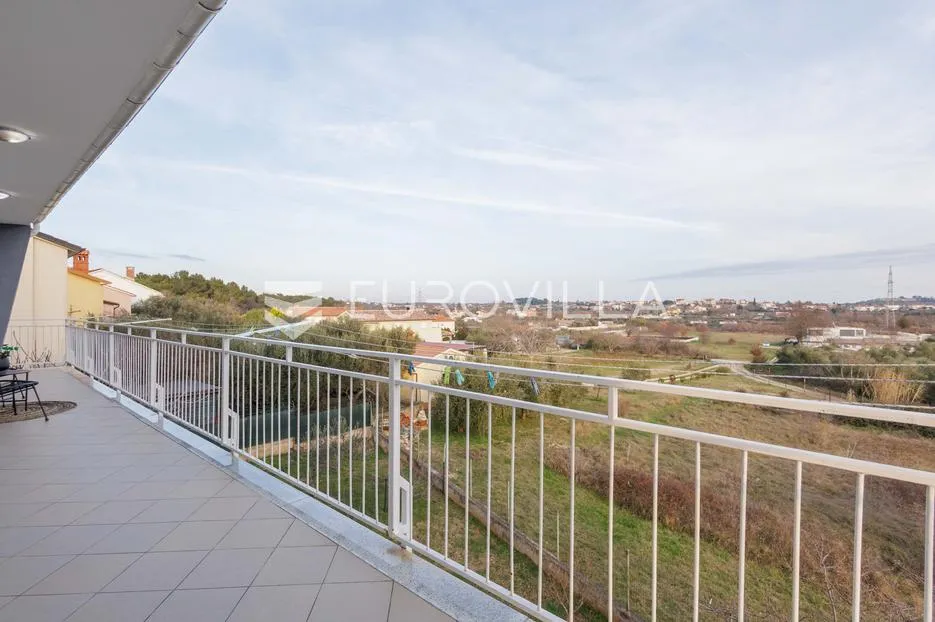 istra, pula, stan 3 spavaće sobe, vrt, parking, 165 m² - slika 32