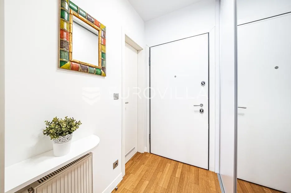 kvaternik plaza dvosoban penthouse s 2 garaže - slika 14