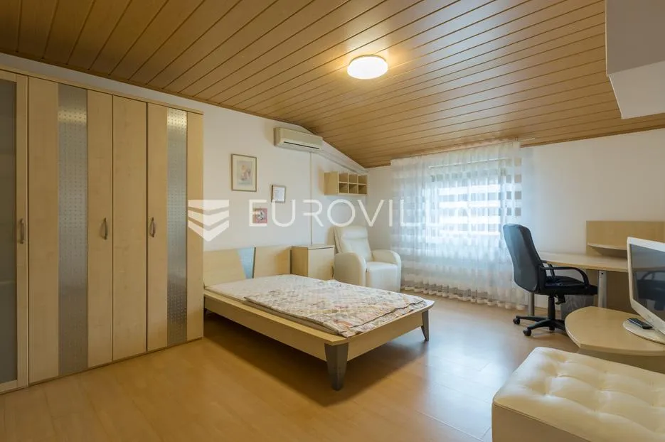 istra, pula prilika za investiciju, apartmanska kuća podijeljena na 3 stambene jedinice - slika 13