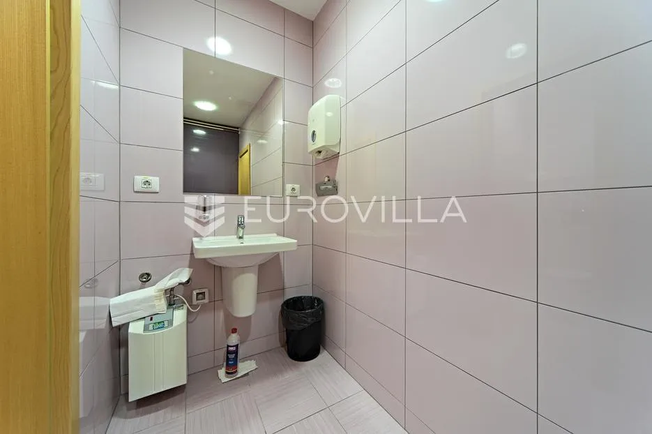 osijek, centar, uređen poslovni ured za najam, 374 m², novogradnja - slika 14