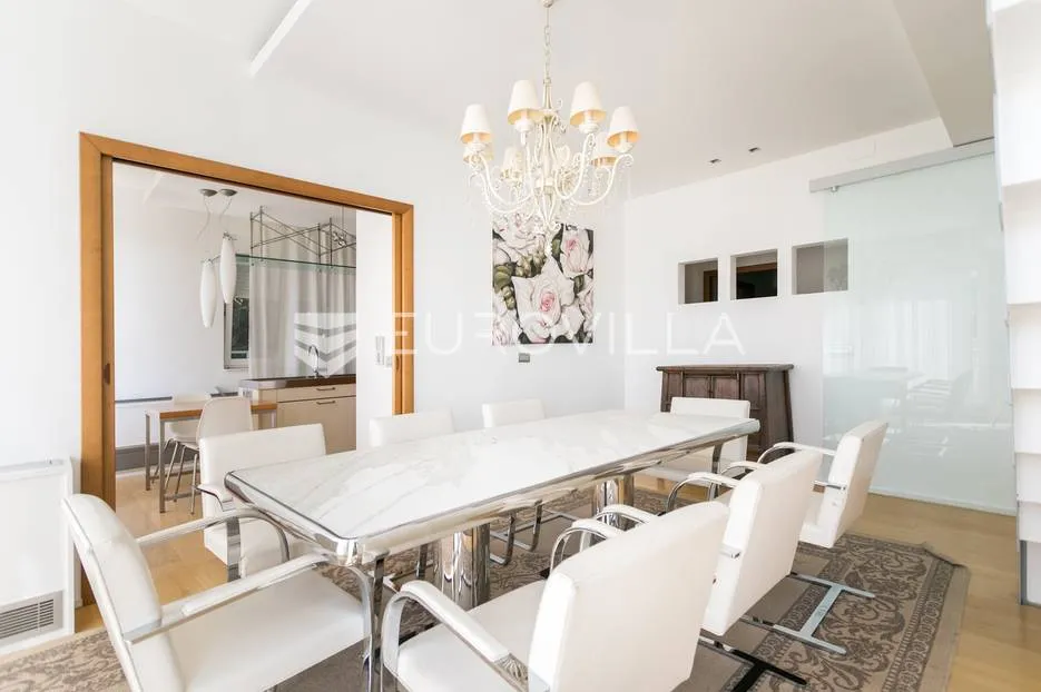 pantovčak, goljak prekrasan peterosoban penthouse nkp 277 m2 sa 2 garaže i 2 pm - slika 8