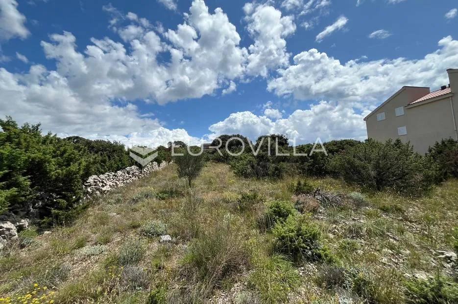 pag, mandre, atraktivno građevinsko zemljište površine 662 m² - slika 3