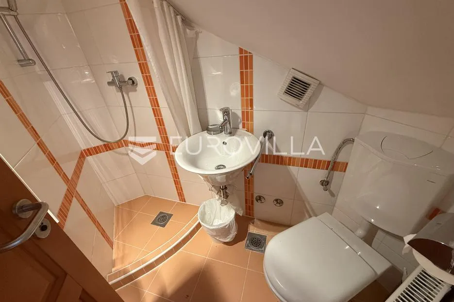 osijek, centar grada, na prodaju kuća površine 123 m² u staroj gradskoj jezgri - slika 7